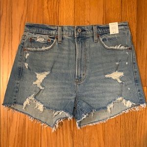 Abercrombie High Rise Mom Shorts NWT 28